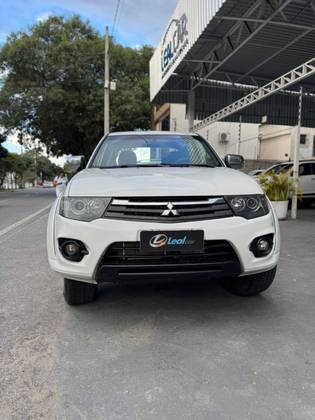 MITSUBISHI L200 TRITON 3.2 HPE 4X4 CD 16V TURBO INTERCOOLER DIESEL 4P AUTOMÁTICO